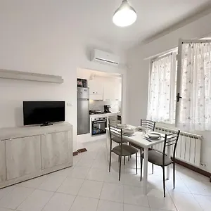 Appartamento Tolly House-rapallo Centre, Rapallo